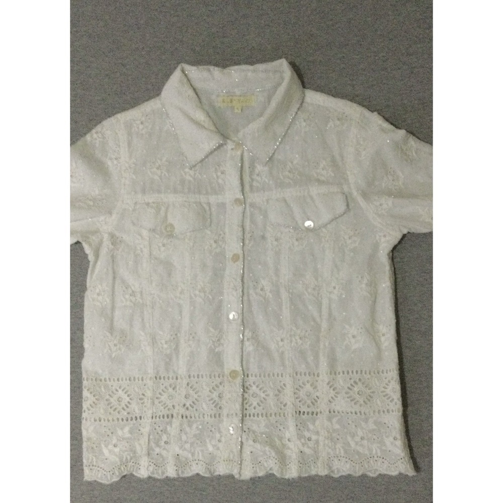 RUBY YAYA white lacey Top Boho eyelit sz small button down
